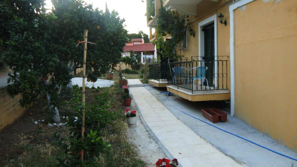 Niki Apartments Ípszosz Kültér fotó